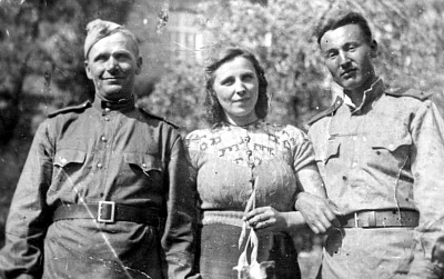 НА ТОЙ ВОЙНЕ ОСТАЛАСЬ ЕГО ЮНОСТЬ