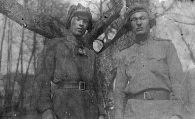 НА ТОЙ ВОЙНЕ ОСТАЛАСЬ ЕГО ЮНОСТЬ